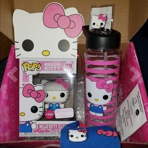 Hello Kitty Funko Pop -Collectors BOX